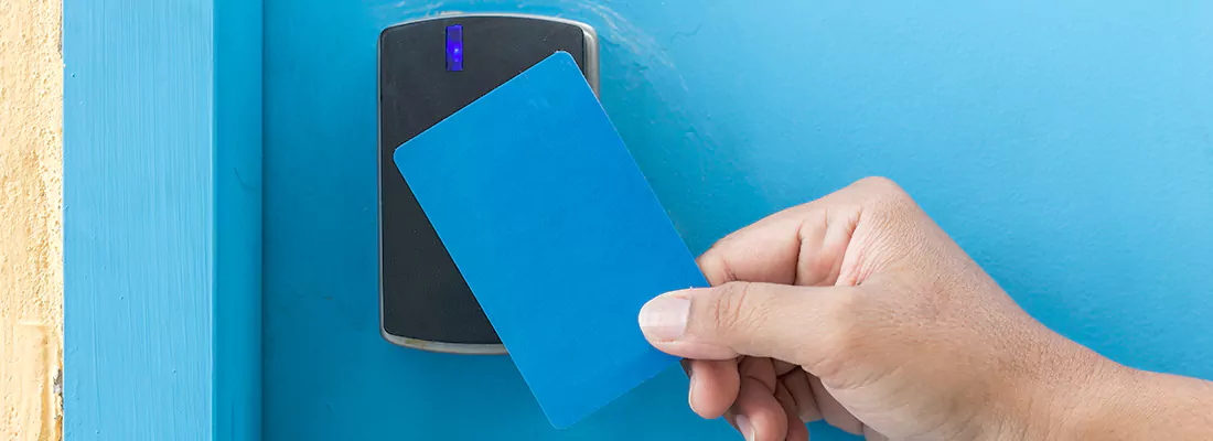 Card Lock Systems for Secure Access in Poinciana, FL